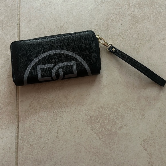 Black Bolvaint Paris designer wallet😍🖤 - Picture 1 of 4